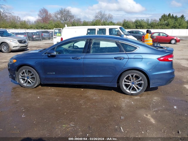 Ford Fusion Hybrid Titanium 2019 3FA6P0RU7KR169386 Image 14