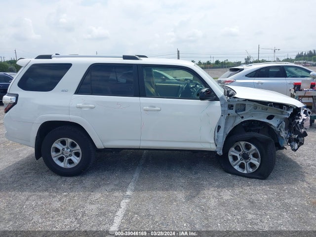 Toyota 4RUNNER SR5 2021 JTEMU5JR4M5935932 Image 6