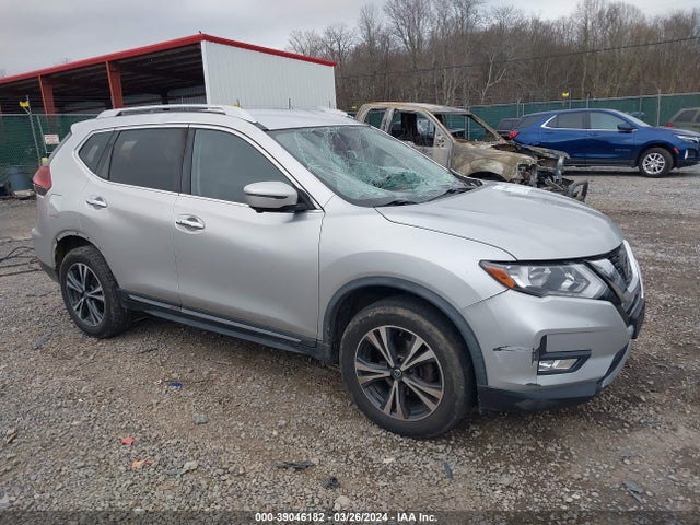2018 JN8AT2MV1JW317642 main image