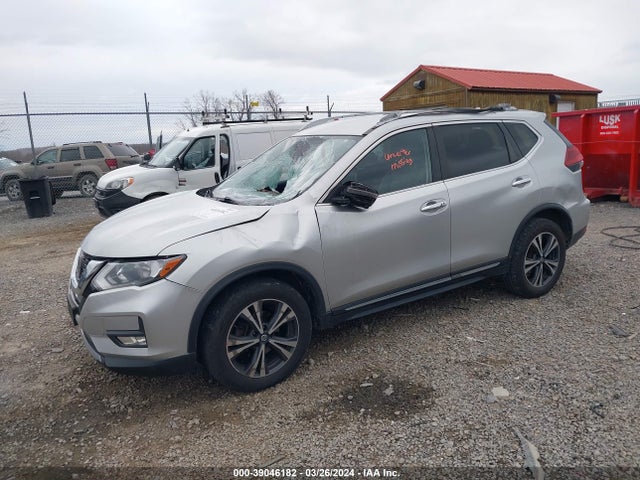Nissan Rogue Sl 2018 JN8AT2MV1JW317642 Image 2
