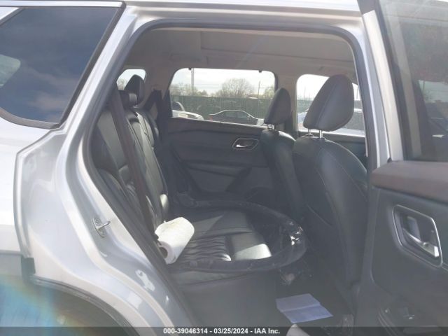 JN8AT3DC8MW101117 Nissan Rogue Platinum Fwd