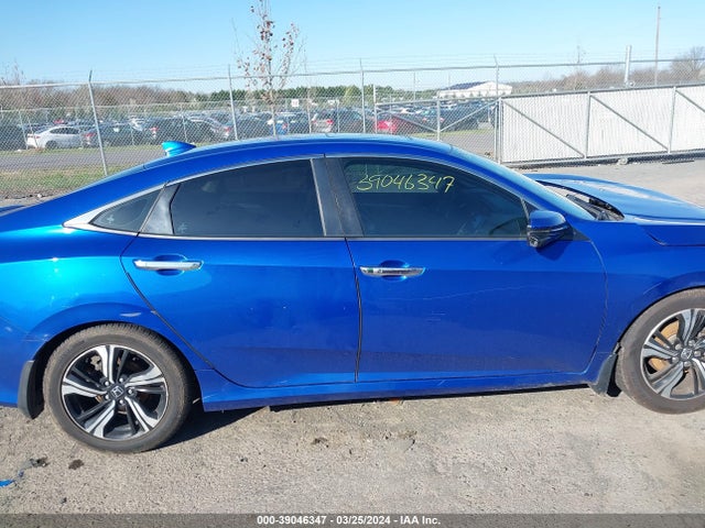 Honda Civic Touring 2016 19XFC1F92GE204457 Image 13