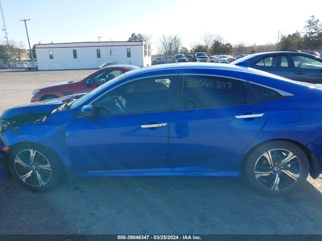 Honda Civic Touring 2016 19XFC1F92GE204457 Image 14
