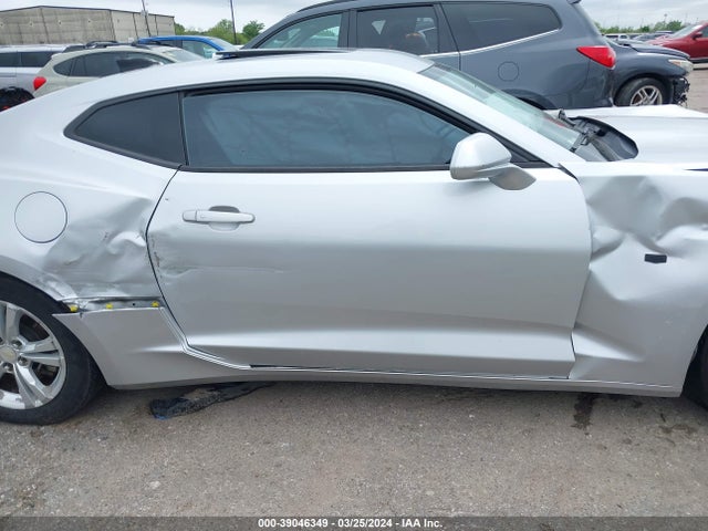Chevrolet Camaro 1lt 2017 1G1FB1RS1H0198994 Image 13