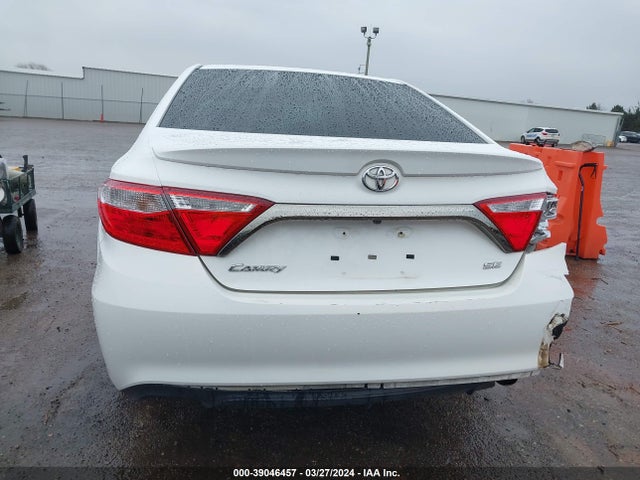 Aukcja sprzedaży 2015 Toyota Camry Se, vin: 4T1BF1FK5FU042179, numer aukcji: 39046457