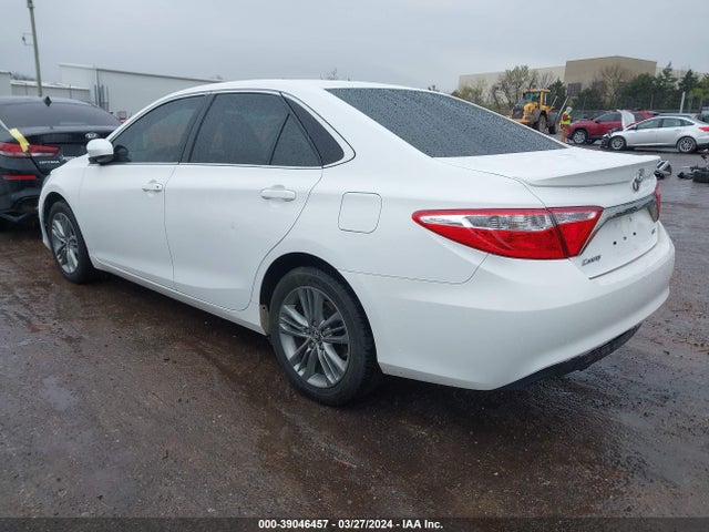 Aukcja sprzedaży 2015 Toyota Camry Se, vin: 4T1BF1FK5FU042179, numer aukcji: 39046457