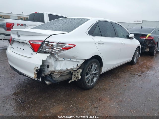 Aukcja sprzedaży 2015 Toyota Camry Se, vin: 4T1BF1FK5FU042179, numer aukcji: 39046457