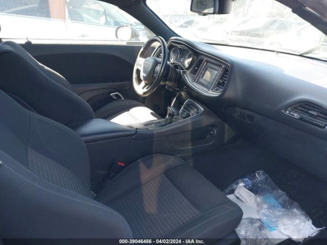 2C3CDZAG4HH664007 Dodge Challenger Sxt