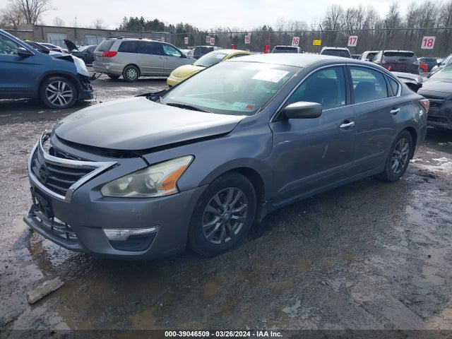 Nissan Altima 2.5 S 2015 1N4AL3AP3FN373091 Image 2