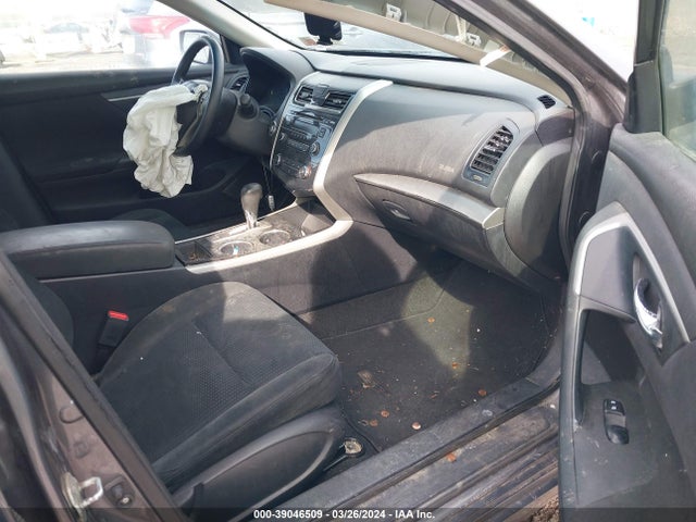 Nissan Altima 2.5 S 2015 1N4AL3AP3FN373091 Image 5