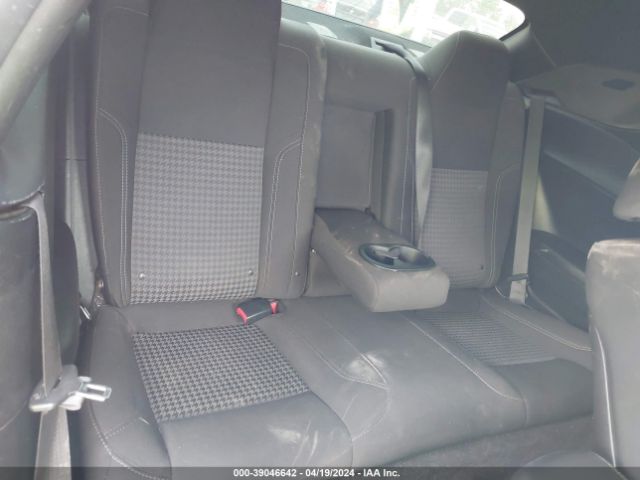 2C3CDZAG7JH183688 Dodge Challenger Sxt