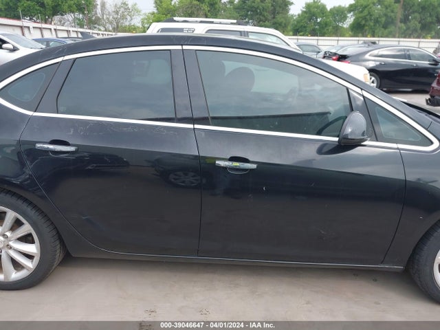1G4PS5SK6E4154289 Buick Verano Leather Group
