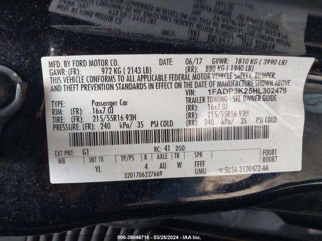 Ford FOCUS SE 2017 1FADP3K25HL302476 Image 9