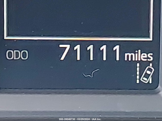 Toyota Rav4 Xle 2017 JTMWFREV4HD101404 Image 15