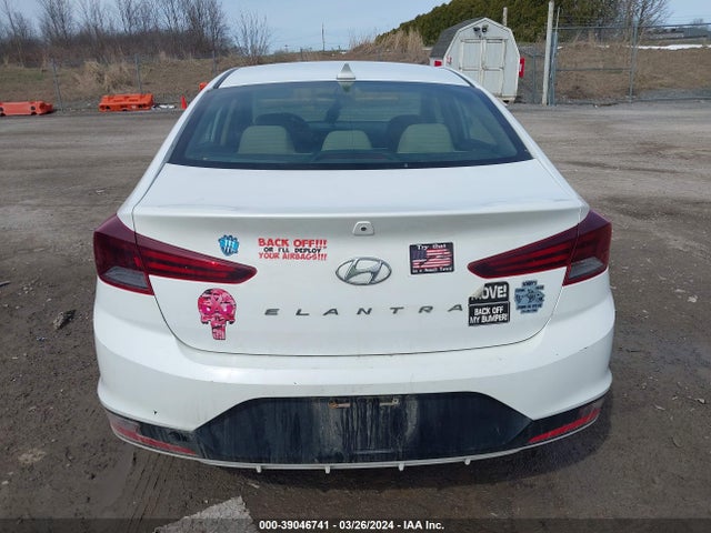 Hyundai ELANTRA SEL 2019 5NPD84LF6KH472288 Image 17