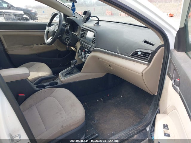 Hyundai ELANTRA SEL 2019 5NPD84LF6KH472288 Image 5