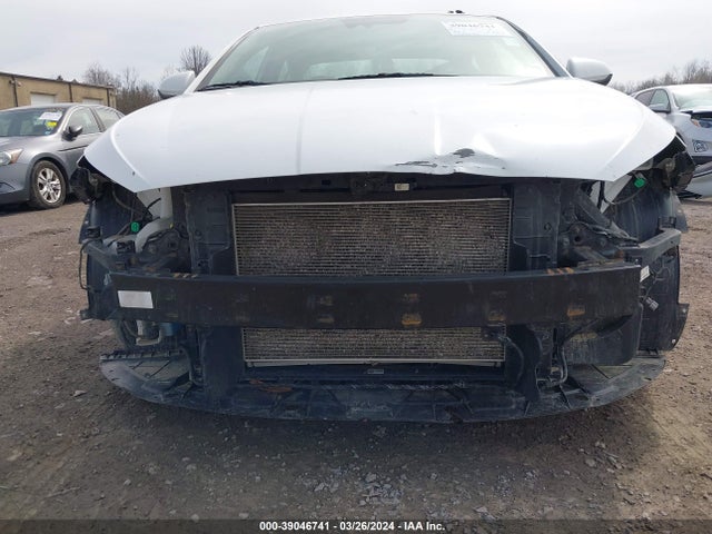 Hyundai ELANTRA SEL 2019 5NPD84LF6KH472288 Image 6