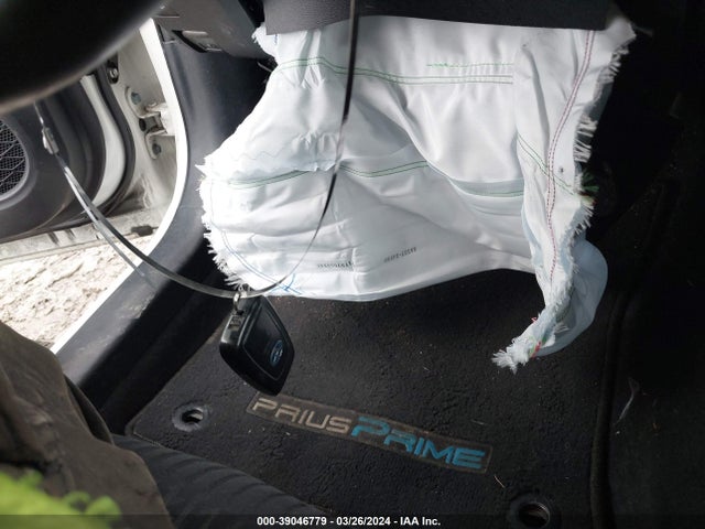 Toyota Prius Prime Plus 2017 JTDKARFP5H3042964 Image 11
