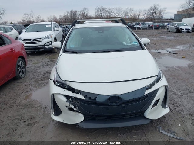 Toyota Prius Prime Plus 2017 JTDKARFP5H3042964 Image 12