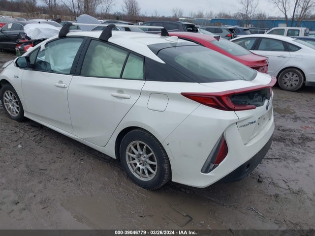 Toyota Prius Prime Plus 2017 JTDKARFP5H3042964 Image 3