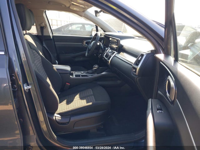KIA SORENTO LX 2022 5XYRG4LC5NG079005 Image 5