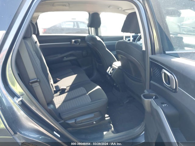 KIA SORENTO LX 2022 5XYRG4LC5NG079005 Image 8
