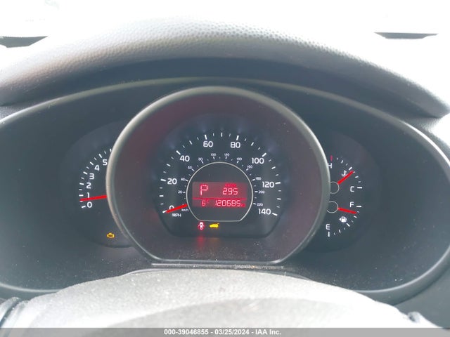 KIA Soul 2016 KNDJN2A21G7832580 Image 7