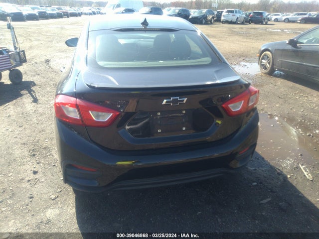 Chevrolet Cruze Lt Auto 2018 1G1BE5SM9J7144039 Image 16