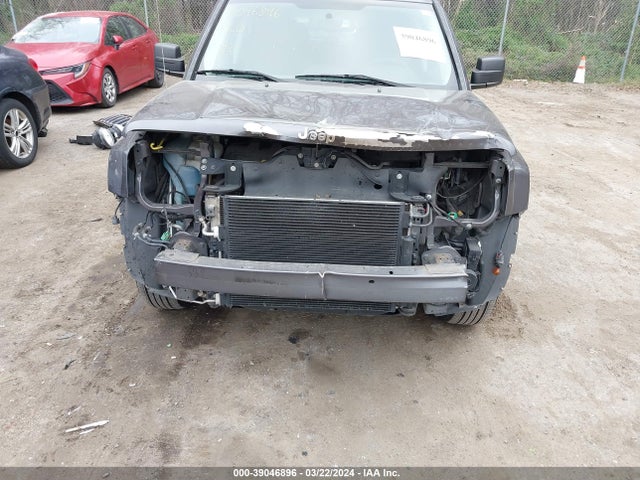 1C4NJRBB4HD112598 Jeep Patriot Sport 4x4