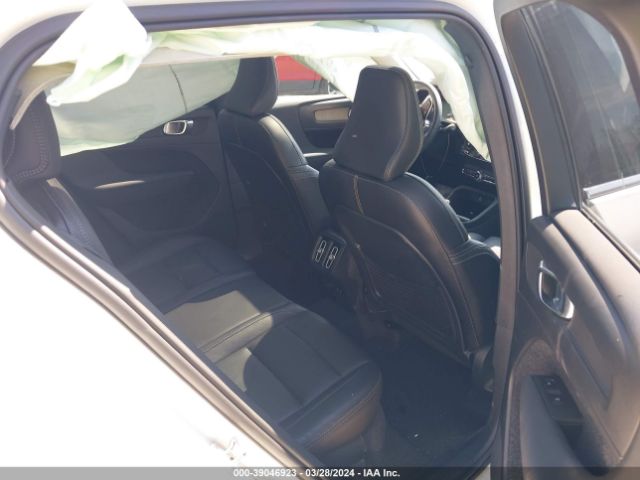 YV4162ULXM2436221 Volvo Xc40 T5 Inscription