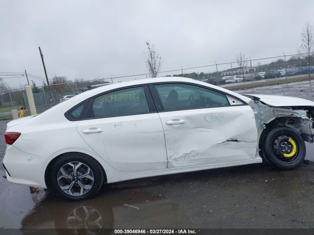 KIA Forte Lxs 2019 3KPF24AD2KE082868 Image 13