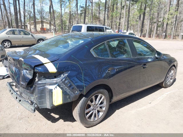 Mazda 3 2019 3MZBPABL1KM113745 Image 4