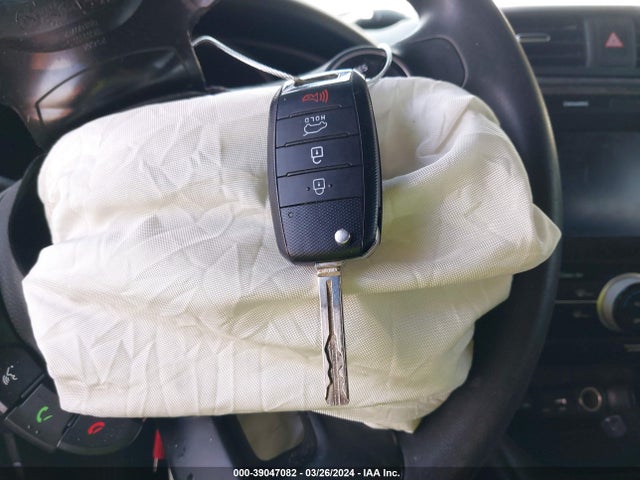 KIA Soul 2019 KNDJN2A21K7022049 Image 11