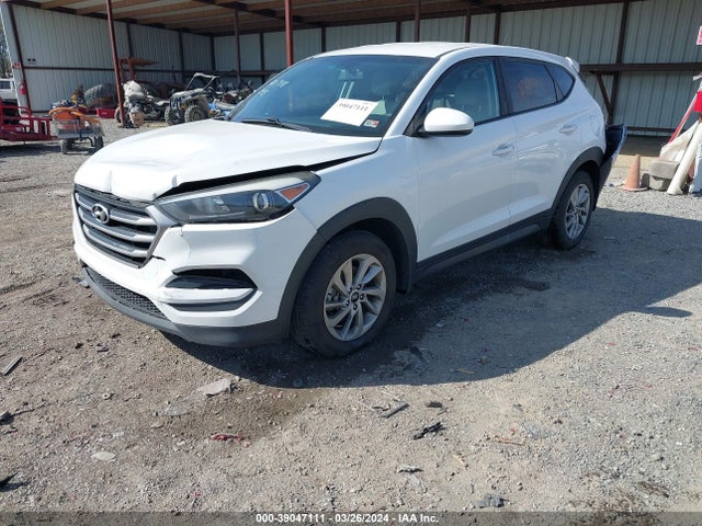 Hyundai TUCSON SE 2018 KM8J23A42JU727762 Image 2