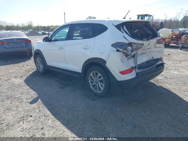 Hyundai TUCSON SE 2018 KM8J23A42JU727762 Image 3