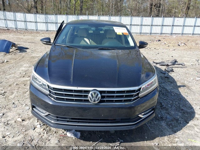 1VWGT7A33HC035386 Volkswagen Passat 1.8t Se