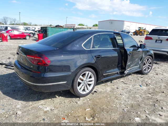 1VWGT7A33HC035386 Volkswagen Passat 1.8t Se