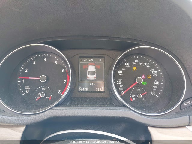 1VWGT7A33HC035386 Volkswagen Passat 1.8t Se