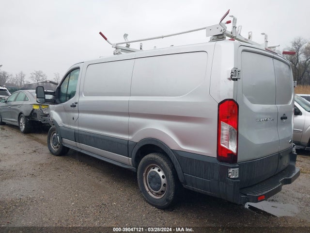 Ford Transit-150 2016 1FTYE1ZM9GKA35988 Image 3