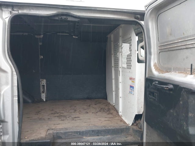 Ford Transit-150 2016 1FTYE1ZM9GKA35988 Image 8
