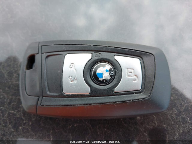 Продаж на аукціоні авто 2013 Bmw 328i, vin: WBA3A5C56DJ462882, номер лоту: 39047128