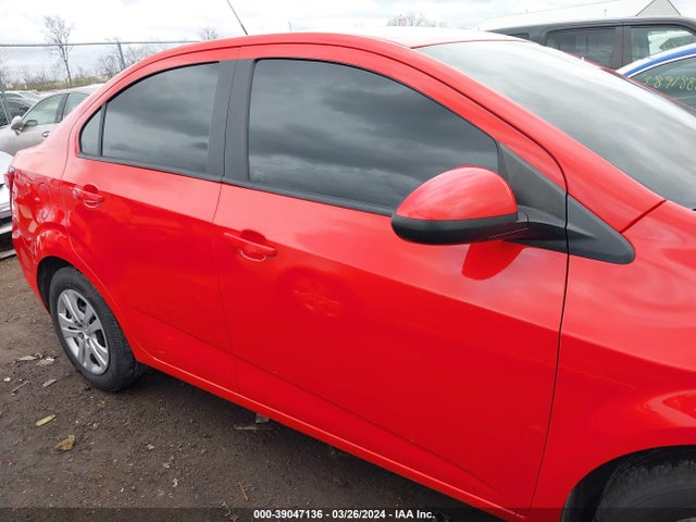 Chevrolet Sonic Ls Auto 2017 1G1JB5SH0H4146894 Image 13