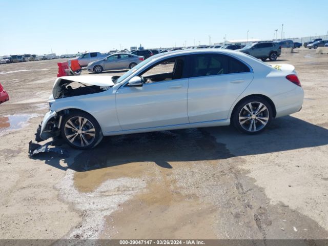 WDDWF4JB1HR243331 Mercedes-Benz C 300 Luxury/sport