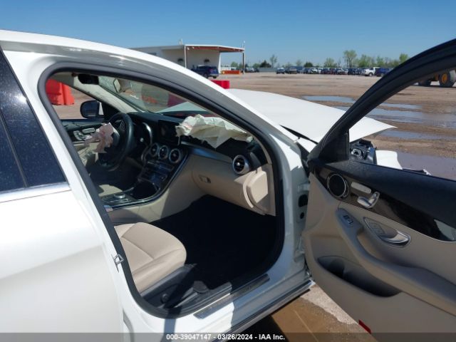 WDDWF4JB1HR243331 Mercedes-Benz C 300 Luxury/sport