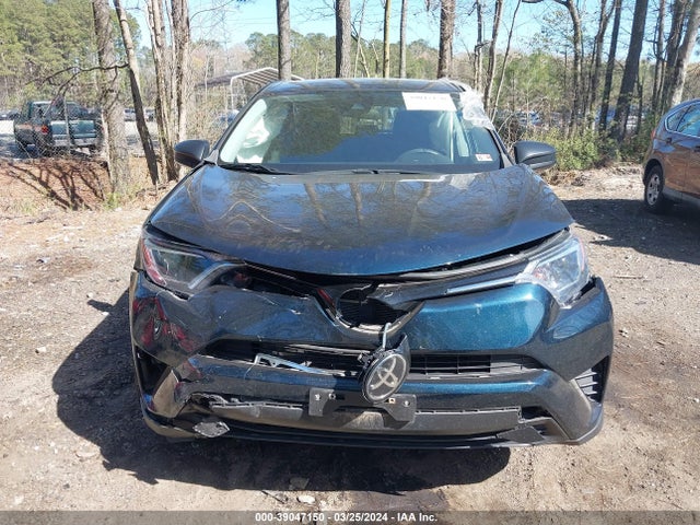 Toyota RAV4 LE 2018 2T3ZFREV5JW480337 Image 12