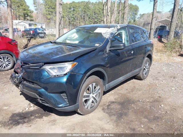 Toyota RAV4 LE 2018 2T3ZFREV5JW480337 Image 2