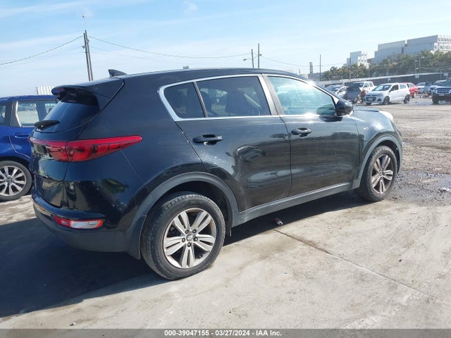 KIA Sportage Lx 2018 KNDPMCAC4J7339088 Image 4