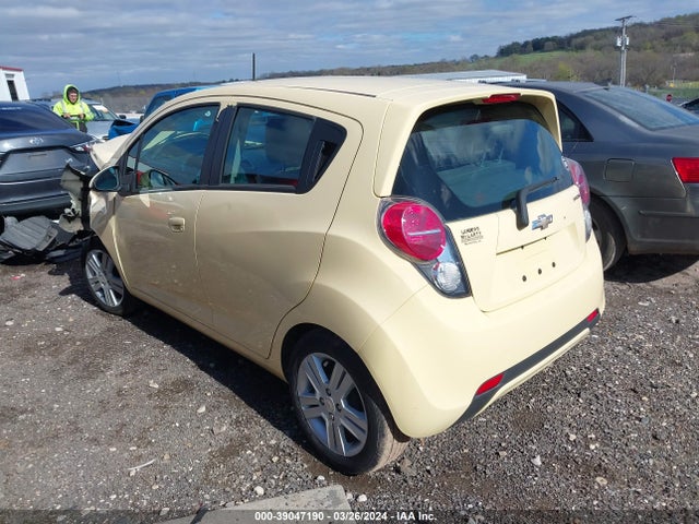 Chevrolet Spark 1lt Auto 2014 KL8CD6S96EC477210 Image 3