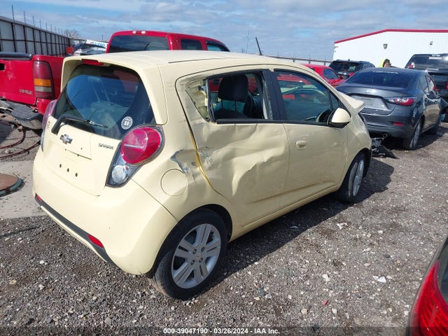 Chevrolet Spark 1lt Auto 2014 KL8CD6S96EC477210 Image 4