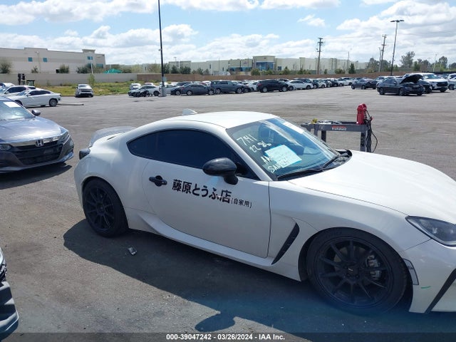 Toyota GR86 2022 JF1ZNBC17N8754780 Image 14